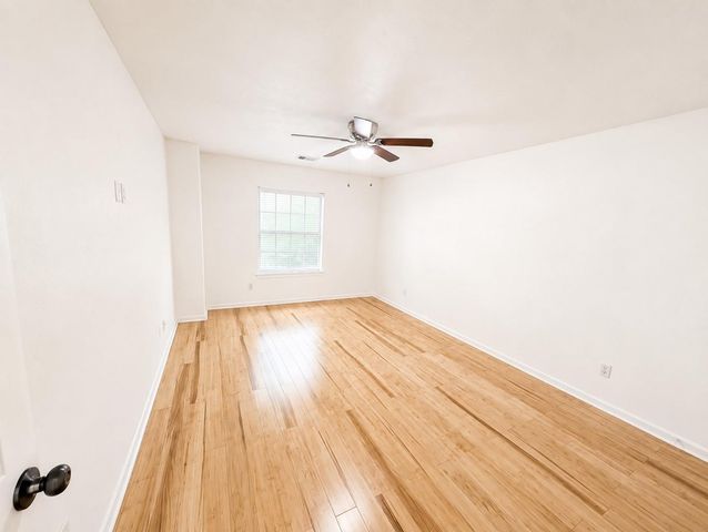 1918 Rustic Oak Lane, Richmond, TX 77469