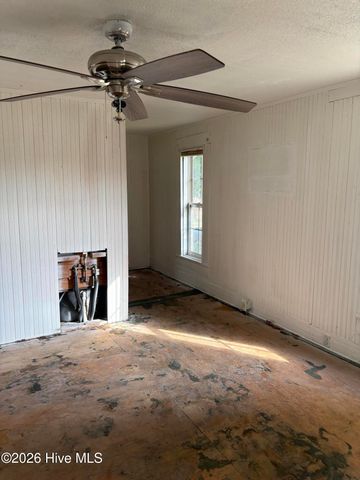 122 E Main Street, Fremont, NC 27830