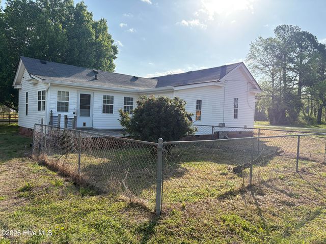 122 E Main Street, Fremont, NC 27830