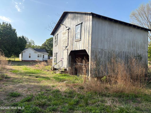 122 E Main Street, Fremont, NC 27830