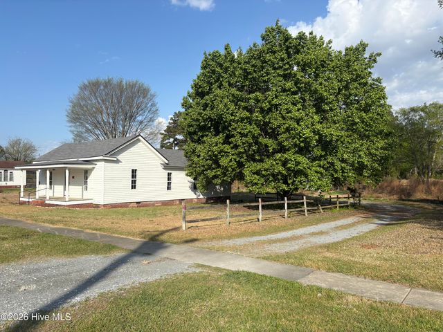 122 E Main Street, Fremont, NC 27830