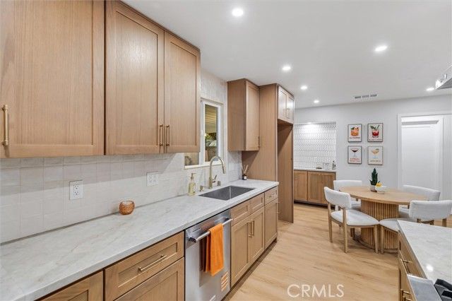 7560 El Escorial, Buena Park, CA 90620