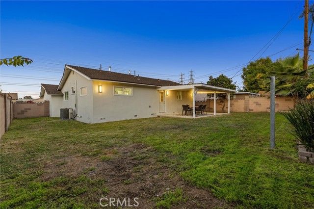 7560 El Escorial, Buena Park, CA 90620