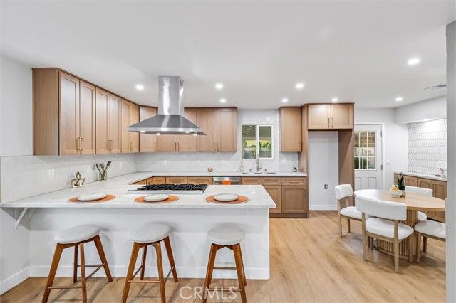 7560 El Escorial, Buena Park, CA 90620