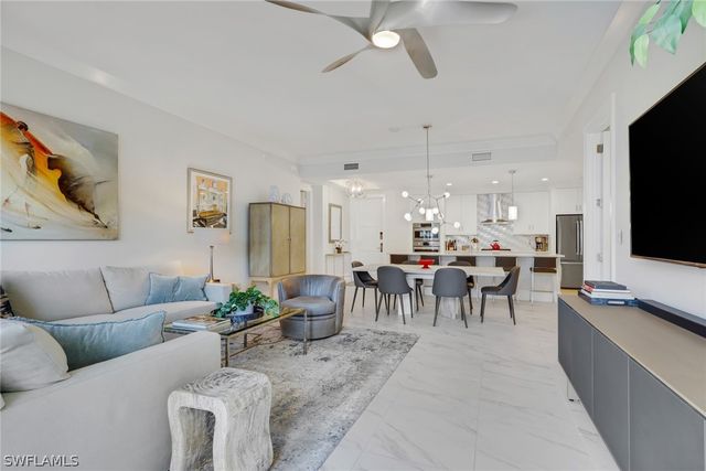 1135 3rd AVE S 403, Naples, FL 34102