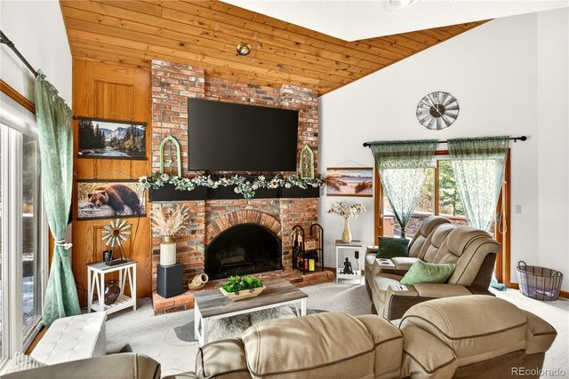 6570 S Pike Drive, Larkspur, CO 80118