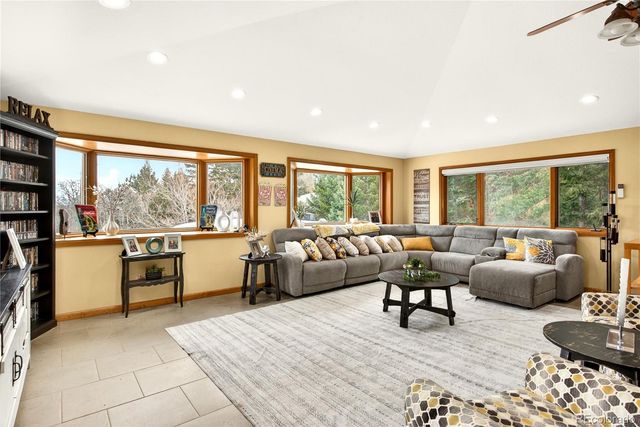 6570 S Pike Drive, Larkspur, CO 80118