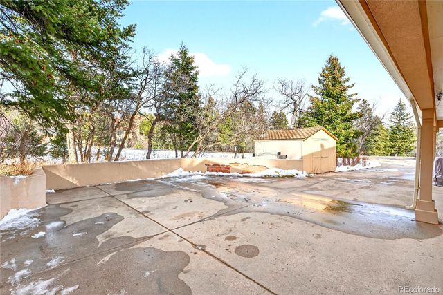 6570 S Pike Drive, Larkspur, CO 80118