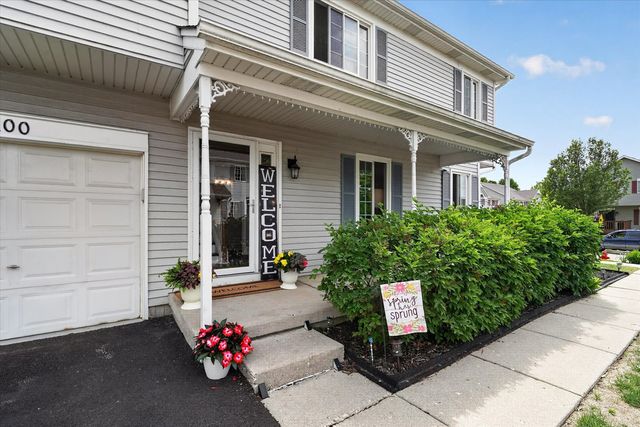 100 Village Creek Drive, Lake In The Hills, IL 60156