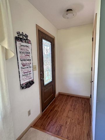1331 S Crosby Avenue, Janesville, WI 53546