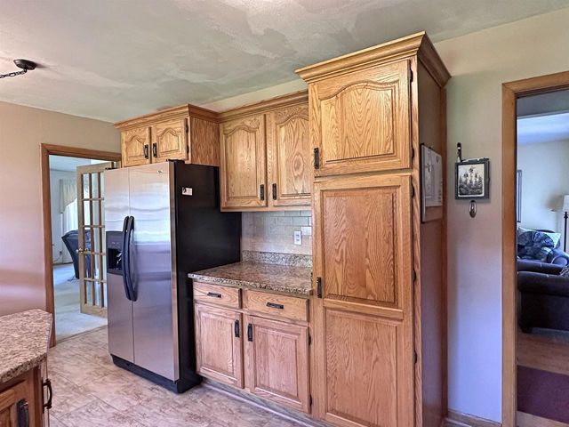 1331 S Crosby Avenue, Janesville, WI 53546