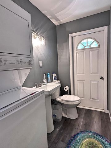 1331 S Crosby Avenue, Janesville, WI 53546