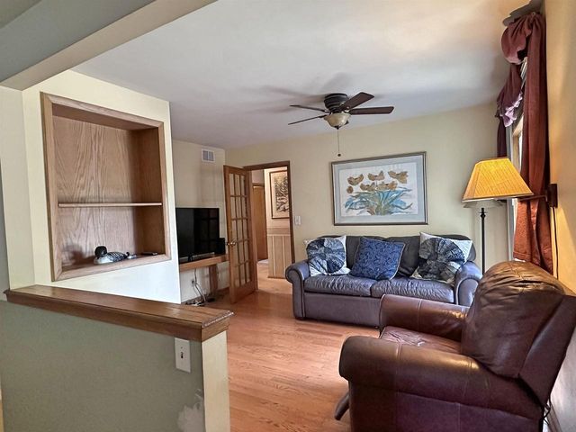 1331 S Crosby Avenue, Janesville, WI 53546
