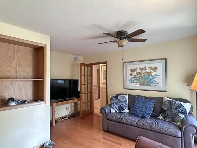 1331 S Crosby Avenue, Janesville, WI 53546