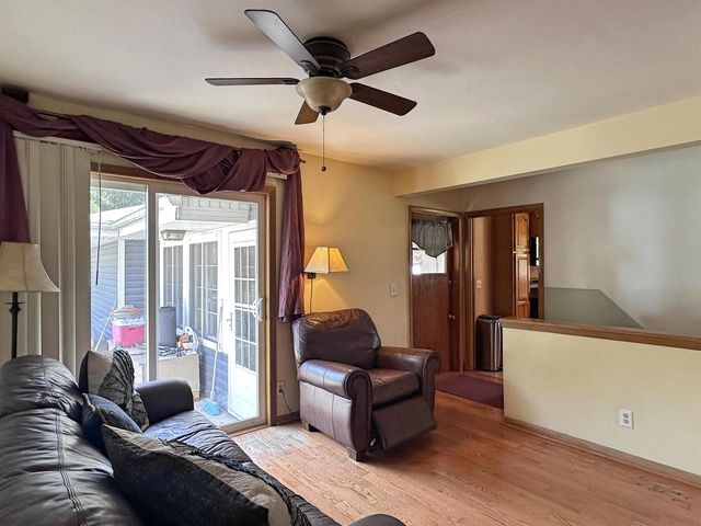 1331 S Crosby Avenue, Janesville, WI 53546