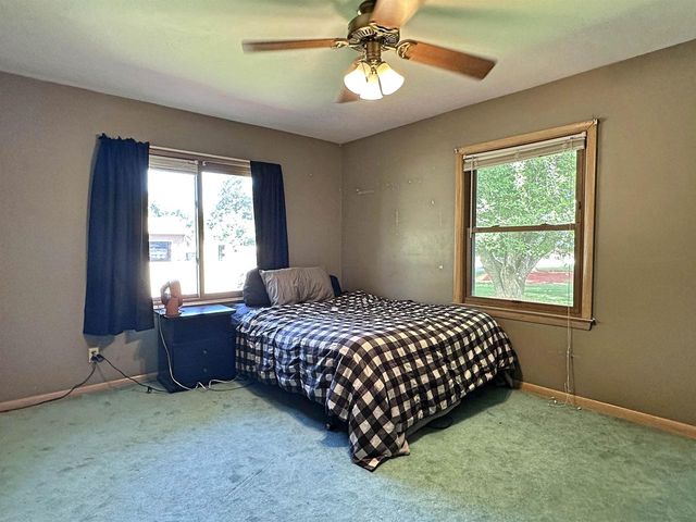 1331 S Crosby Avenue, Janesville, WI 53546