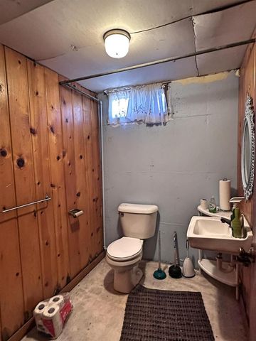 1331 S Crosby Avenue, Janesville, WI 53546