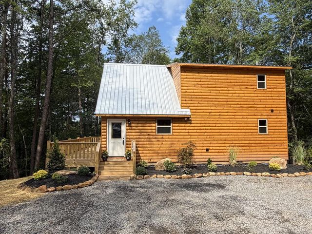 99 Noelle's Pass, Murphy, NC 28906