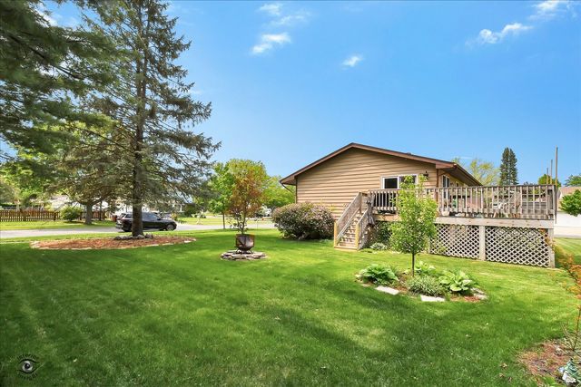99 Mayer Avenue, Wheeling, IL 60090