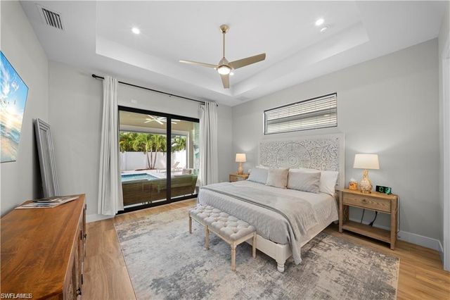 828 100th AVE N, Naples, FL 34108