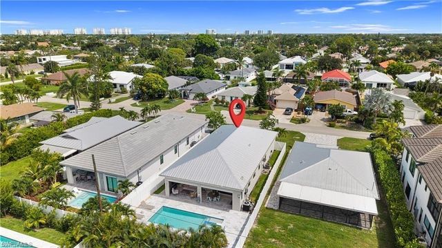 828 100th AVE N, Naples, FL 34108