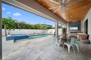 828 100th AVE N, Naples, FL 34108