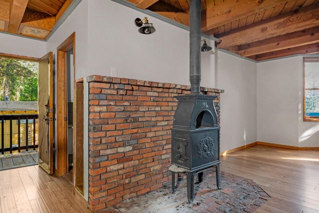 6770 Diamond Dr, Pollock Pines, CA 95726