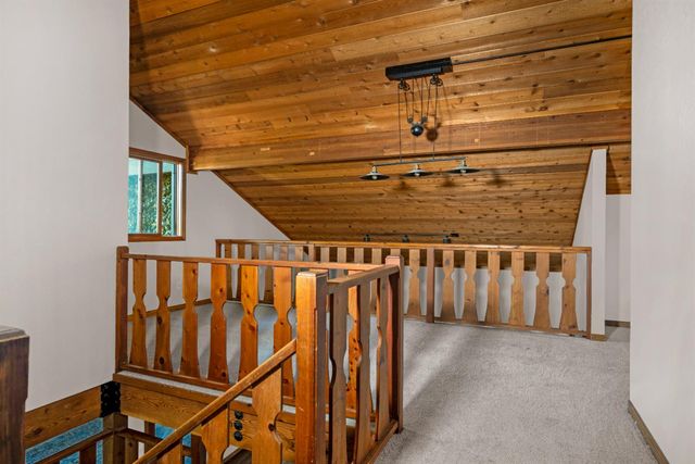 6770 Diamond Dr, Pollock Pines, CA 95726