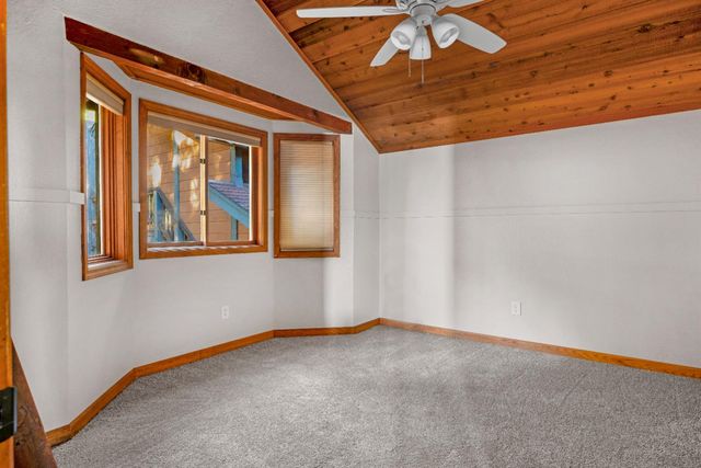 6770 Diamond Dr, Pollock Pines, CA 95726