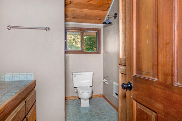 6770 Diamond Dr, Pollock Pines, CA 95726