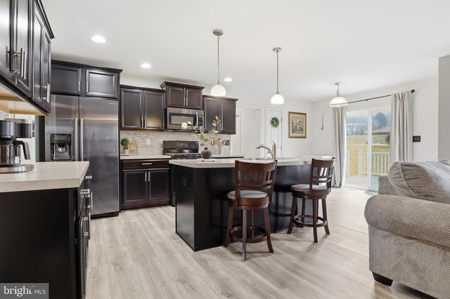 99 MCINTOSH LN, Aspers, PA 17304