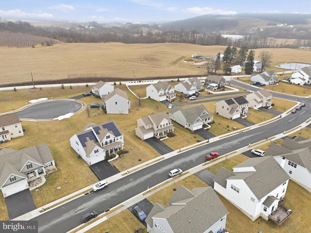 99 MCINTOSH LN, Aspers, PA 17304