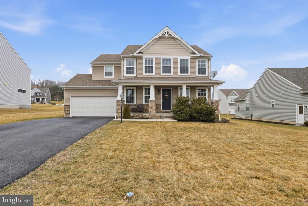 99 MCINTOSH LN, Aspers, PA 17304