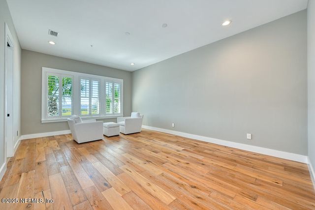 2410 BEACH Boulevard, Jacksonville Beach, FL 32250