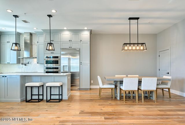 2410 BEACH Boulevard, Jacksonville Beach, FL 32250