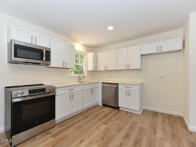 939 Cheves Road, Zebulon, NC 27597