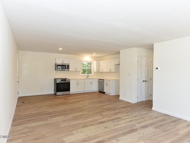 939 Cheves Road, Zebulon, NC 27597