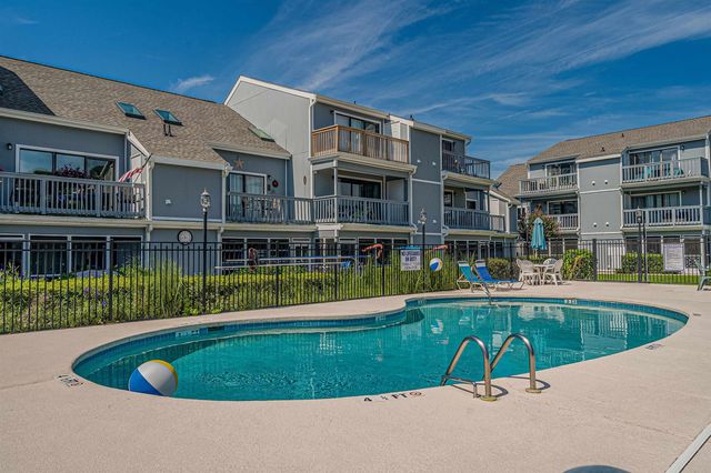 1880 Colony Dr Apt 11T, Surfside Beach, SC 29575