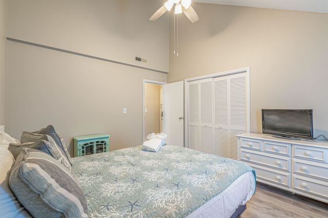1880 Colony Dr Apt 11T, Surfside Beach, SC 29575