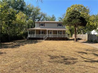 8324 Pershing Road, Raytown, MO 64138