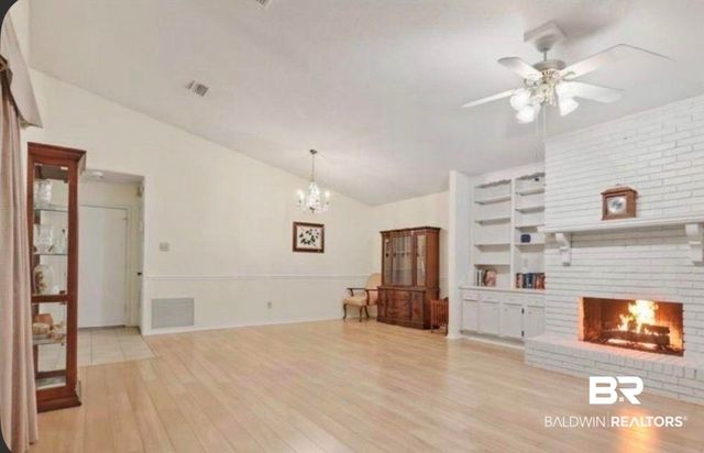 6093 S Highland Circle, Mobile, AL 36608