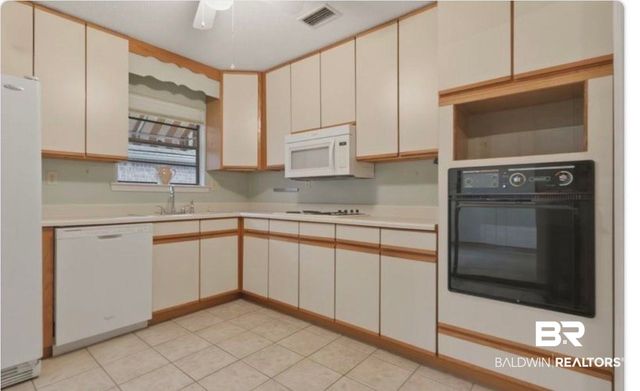 6093 S Highland Circle, Mobile, AL 36608