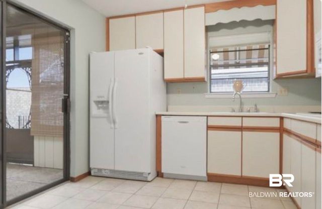 6093 S Highland Circle, Mobile, AL 36608