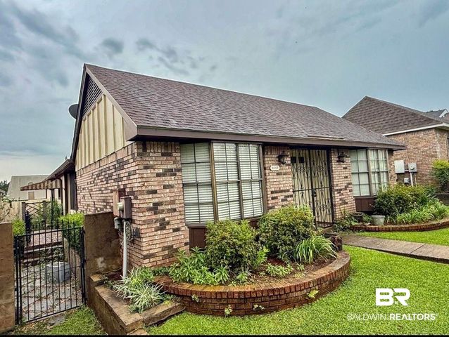 6093 S Highland Circle, Mobile, AL 36608
