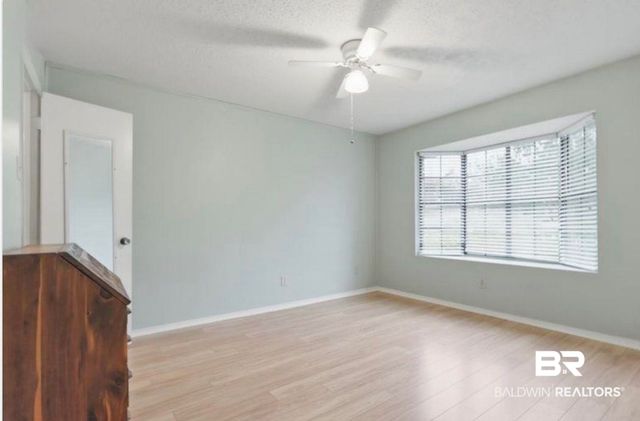 6093 S Highland Circle, Mobile, AL 36608