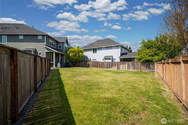 3806 Cameron Dr NE, Lacey, WA 98516