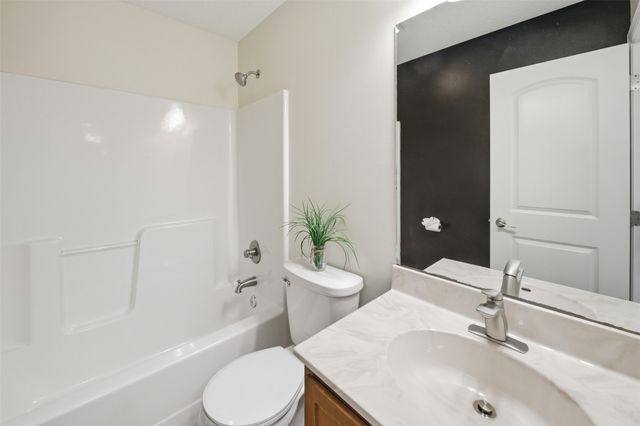 1414 SW 41st Court, Ankeny, IA 50023