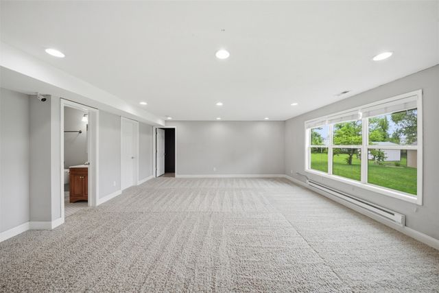 1414 SW 41st Court, Ankeny, IA 50023