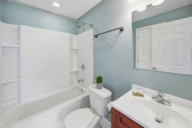 1414 SW 41st Court, Ankeny, IA 50023