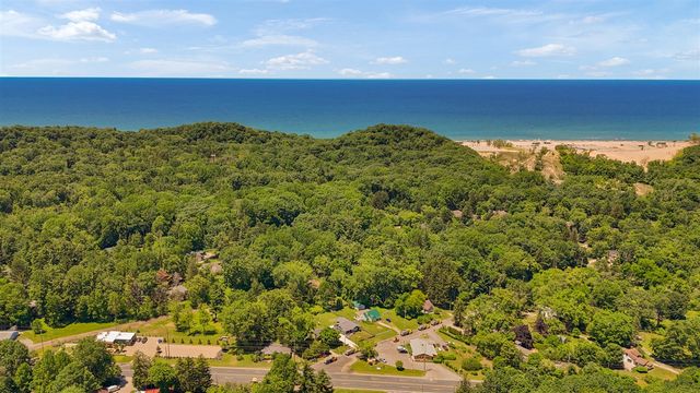 12274 Red Arrow Highway, Sawyer, MI 49125